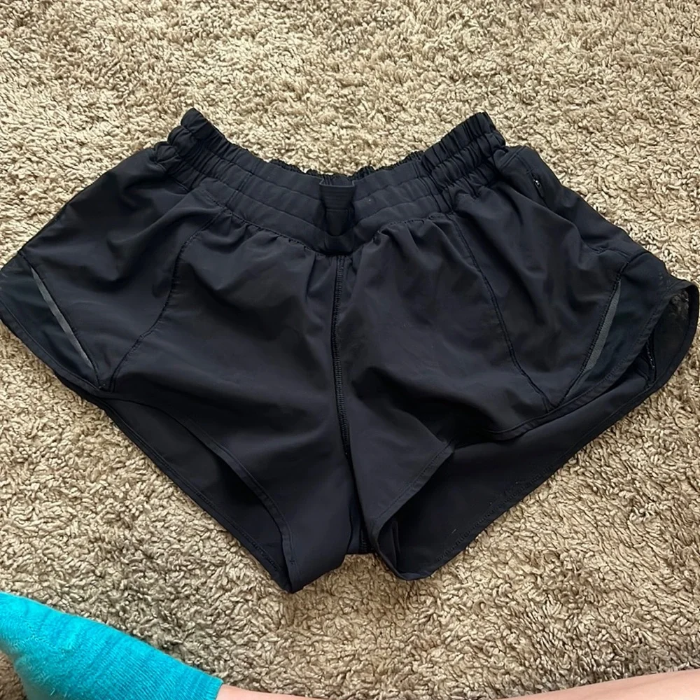 lululemon shorts - Picture 1 of 3